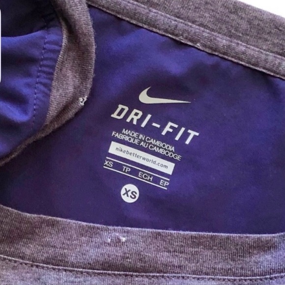 Nike Dri-Fit purple wide-neck long-sleeve top tee activewear athleisure XS - Picture 2 of 9